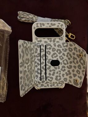 Lipvina Phone Case for Google Pixel 9 Pro XL - Clear/Grey